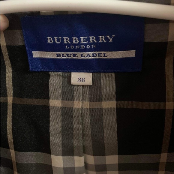 Black Burberry coat - Picture 3 of 4